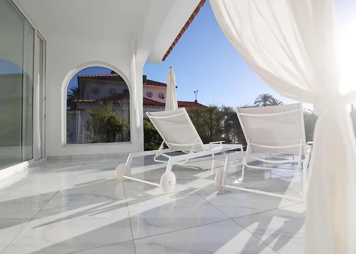 Sun Club Kompleks wypoczynkowy 3*